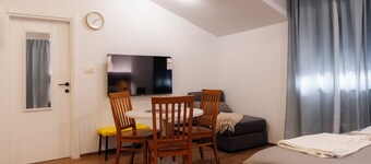 Cozy Family Room