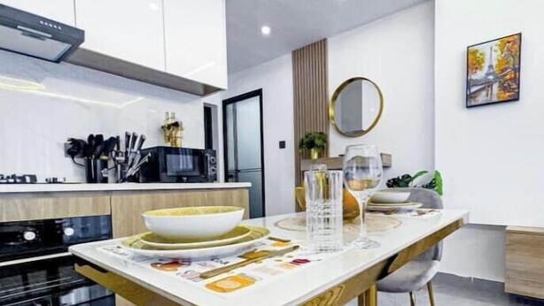 Private kitchen - Warm, Inviting & Elegant 1 Bedroom Apartment. (Nairobi)
