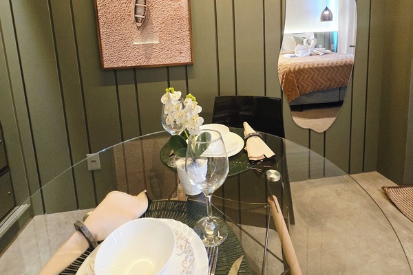 Deluxe Studio, Lanai, Beach View | Interior