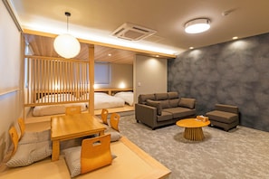 Luxury Triple Room | WiFi (free)