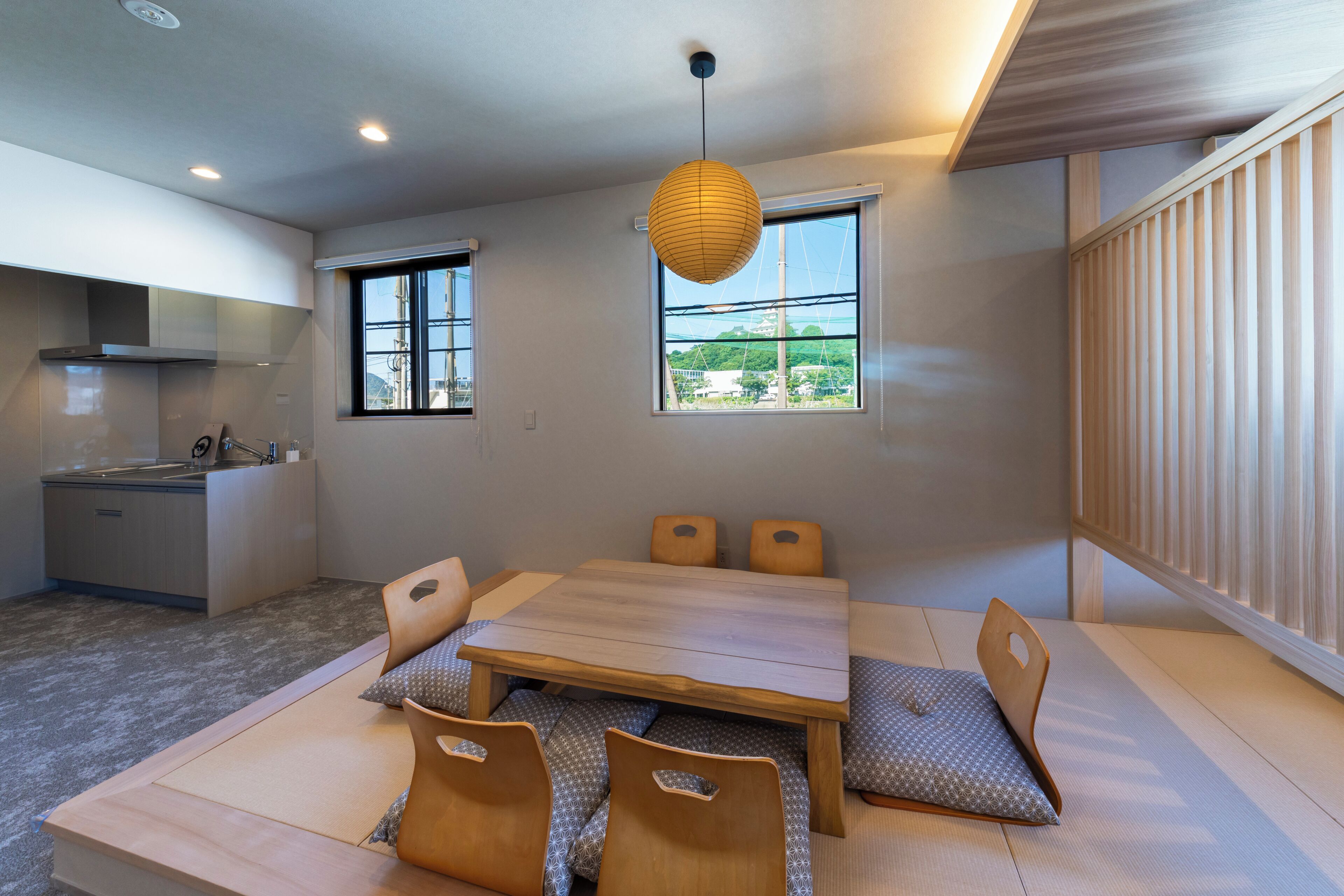 Habitación triple de lujo | Restaurantes