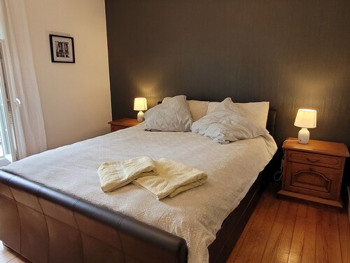 Lake House – A Tranquil Escape. 
10 mins to central Bergerac