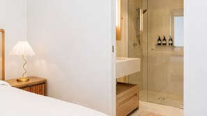 Bathroom - The Elysian on Margaret at Queen's Wharf (Brisbane City)
