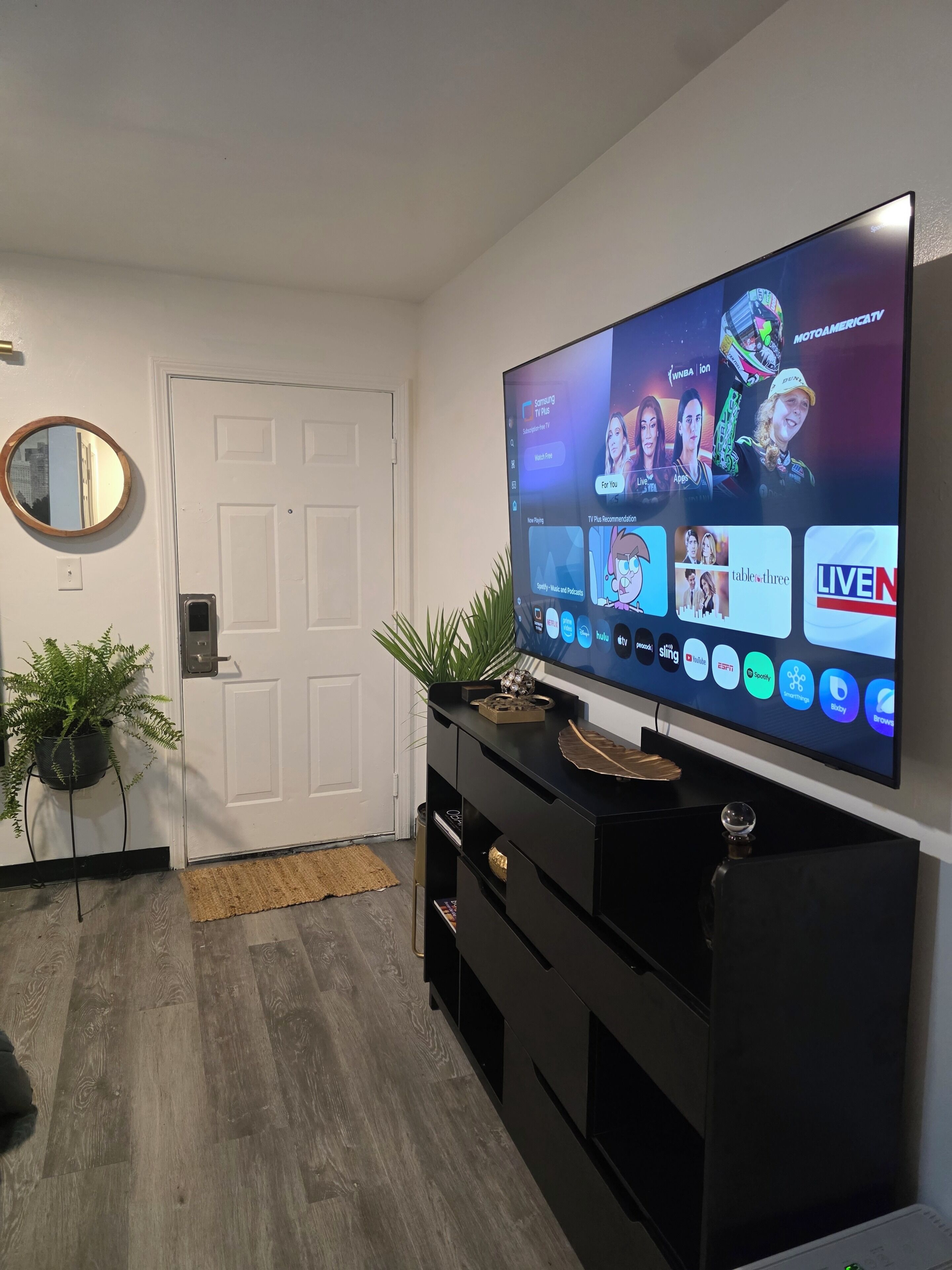 Modern & Cozy Studio in Midtown