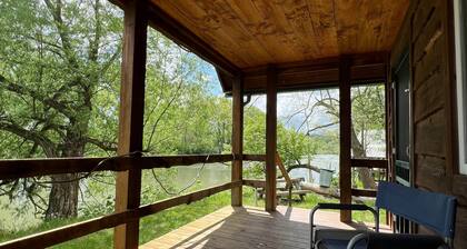 :)River Getaway LogCabin | 4ComfyQBed +Electric #3