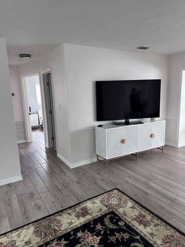 Interior - Dream House with Heated Pool 8 Mins to Siesta Key! (Sarasota)