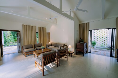 Cinnamon House Wadduwa | Private Villa with Pool