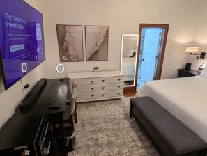 Deluxe Double Room, 1 King Bed, Non Smoking, Fireplace (Ember Room) | Blackout drapes, iron/ironing board, WiFi (free) - The Knickerbocker by Delphius (Tampa)