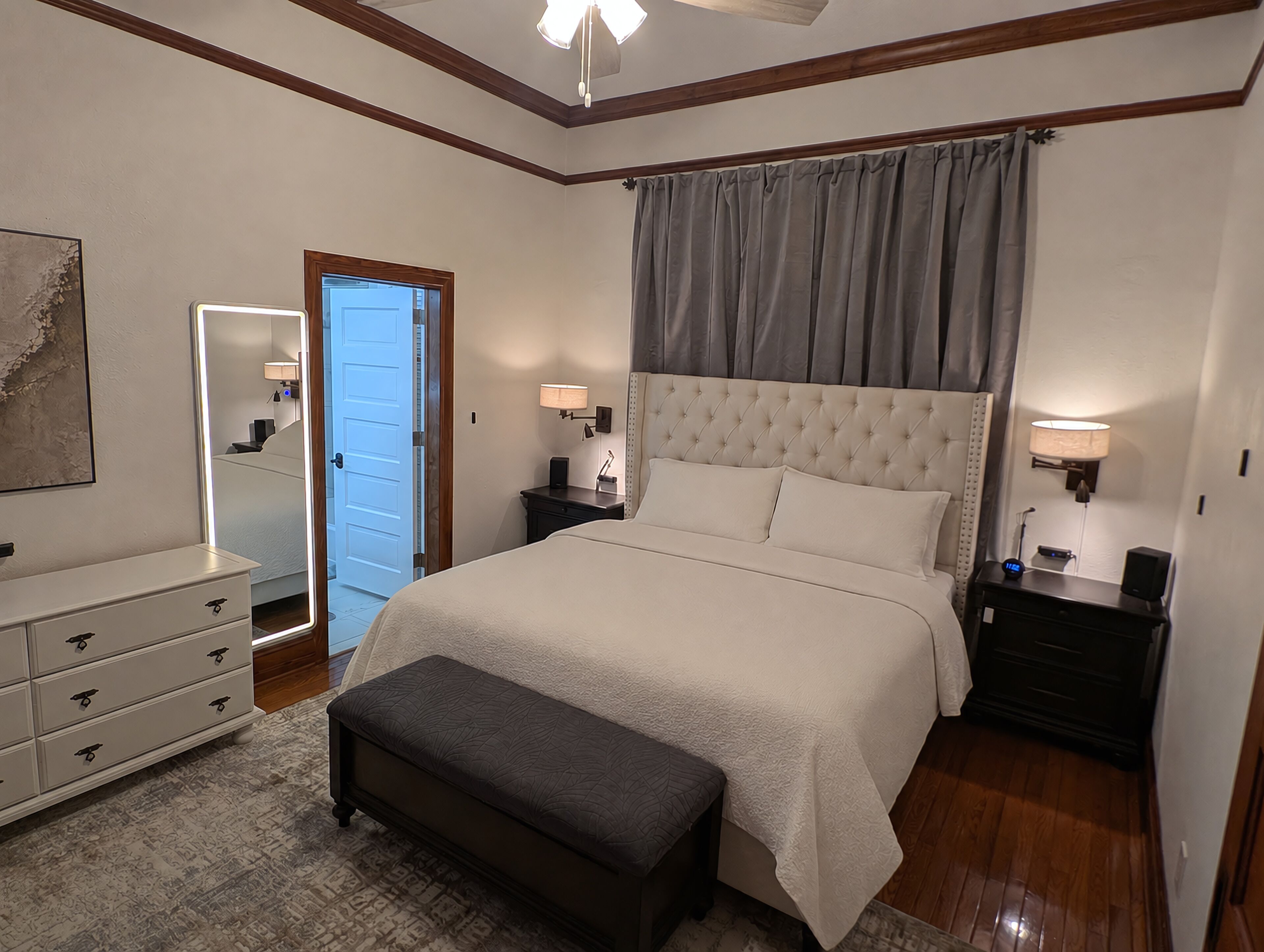 Deluxe Double Room, 1 King Bed, Non Smoking, Fireplace (Ember Room) | Blackout drapes, iron/ironing board, WiFi (free)