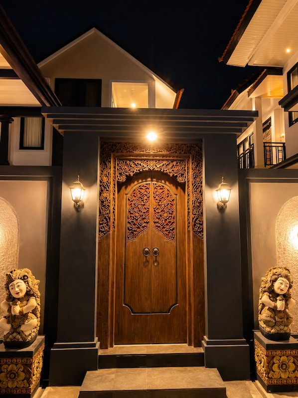 Exterior detail - Pondok Biu 2 (Denpasar)
