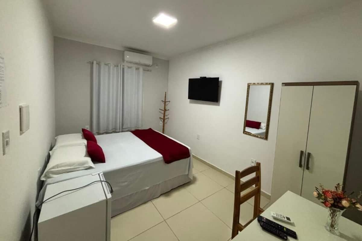 Comfort Double Room | Desk, WiFi (free)