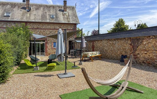 Lovely home in Mesnil en Ouche
