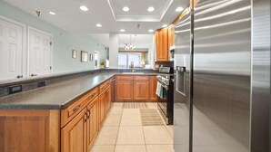 Private kitchen - Fall Deals + Snowbird Rates | Ocean Views + Beach Getaway (Palm Coast)