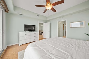 2 bedrooms, iron/ironing board, free WiFi, bed sheets - Fall Deals + Snowbird Rates | Ocean Views + Beach Getaway (Palm Coast)
