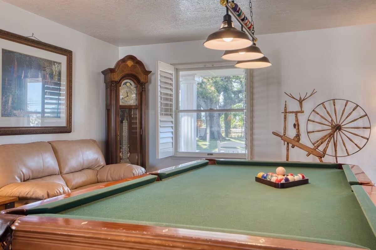 Spielezimmer