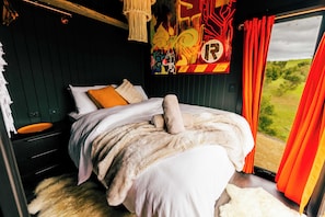 2 bedrooms, desk, iron/ironing board, WiFi - Suite Caroline - Boutique Cabin, McLaren Vale (Sellicks Hill)