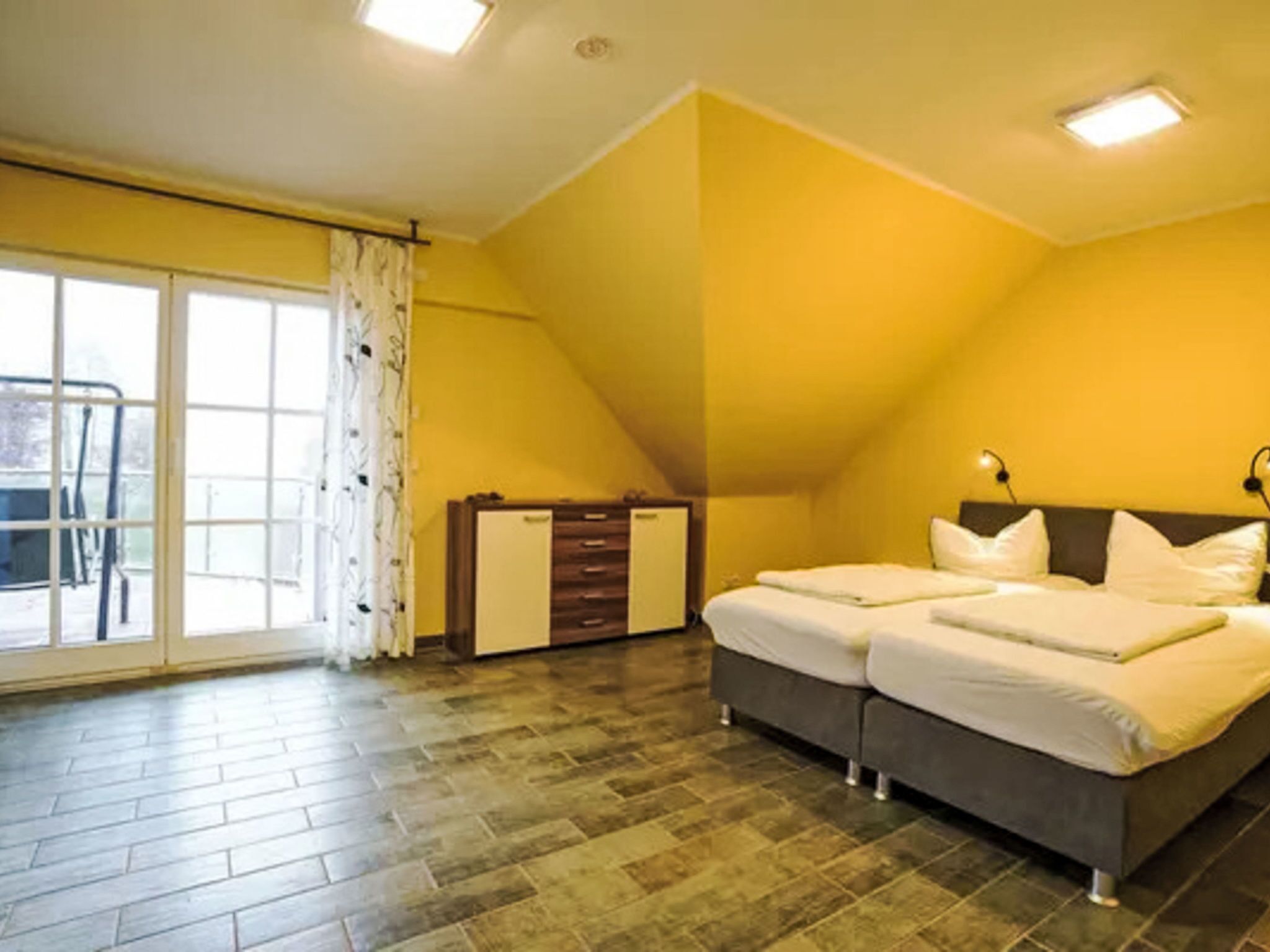 3 bedrooms, Internet