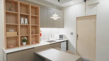 Family Twin Room | Free WiFi, bed sheets