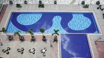 Kolam renang outdoor