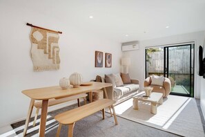 Unclassified image, 4 of 24, button - Modern Te Atatu Sanctuary | Air-con and Sofa Bed (Auckland West)