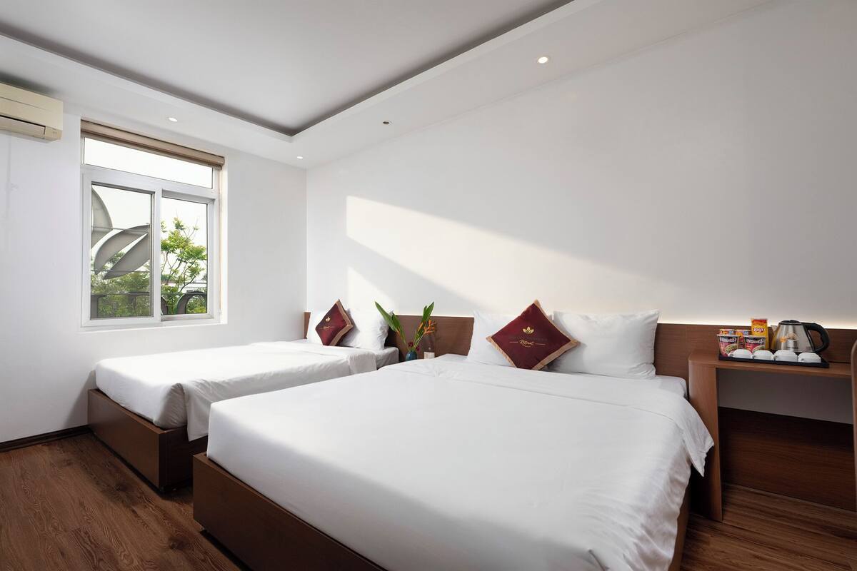 Pillow-top beds, minibar, iron/ironing board, free WiFi
