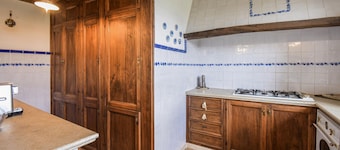 Beautiful home in Ceri with WiFi