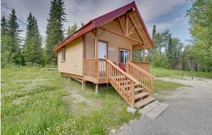 Exterior - Quaint 1-bedroom cabin in Soldotna- perfect for a cozy getaway (Kasilof)