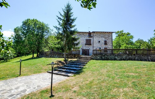 Amazing home in Badia Tedalda