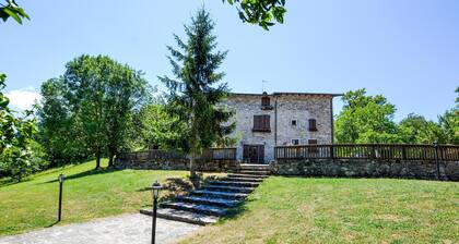 Amazing home in Badia Tedalda