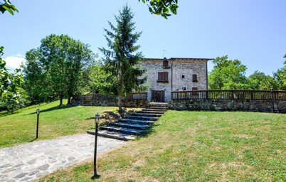 Amazing home in Badia Tedalda