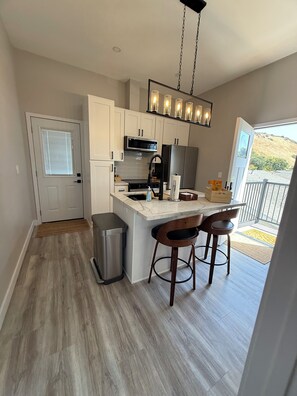Private kitchen - Modern 1-bedroom1Ba Guesthouse for 3 beds with AC in nice Bonita, CA (Chula Vista)