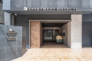 Exterior detail - Apartment Hotel 11 Nambaminami 6 (Osaka-shi)