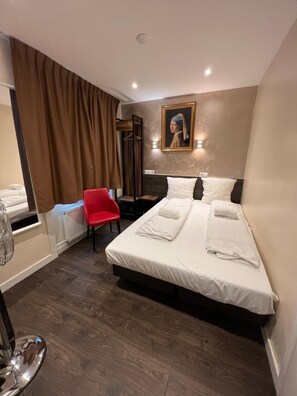 Room - Dam Hotel (Amsterdam)