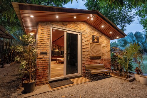 Private Luxury Farm House Estate with gaming room