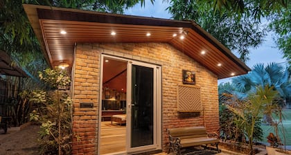 Private Luxury Farm House Estate with gaming room