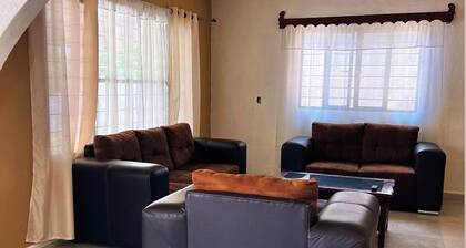 "La Prieta Linda" House