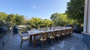 Outdoor dining - Manor in Lille - 550 m² - 49 pers - 15 sleeps - Garden - Terraces - Parking - AC (Lille)