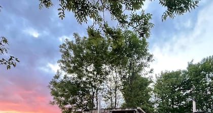 Tiny House with Sauna and Hot Tub: Nature, Relaxation, Peace, Wellness
