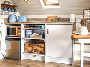 Kitchen | Kingfisher - Otter Pods Glamping Park, Sidmouth - Kingfisher - UK52266 (Sidmouth)