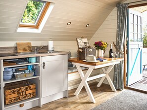 Dining Area | Kingfisher - Otter Pods Glamping Park, Sidmouth - Kingfisher - UK52266 (Sidmouth)