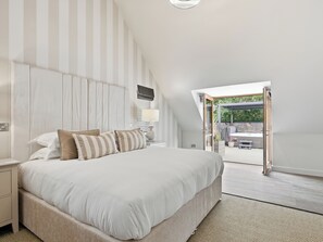 Double bedroom | The Penthouse - Noko Retreats, Beccles - The Penthouse - UK52276 (Beccles)