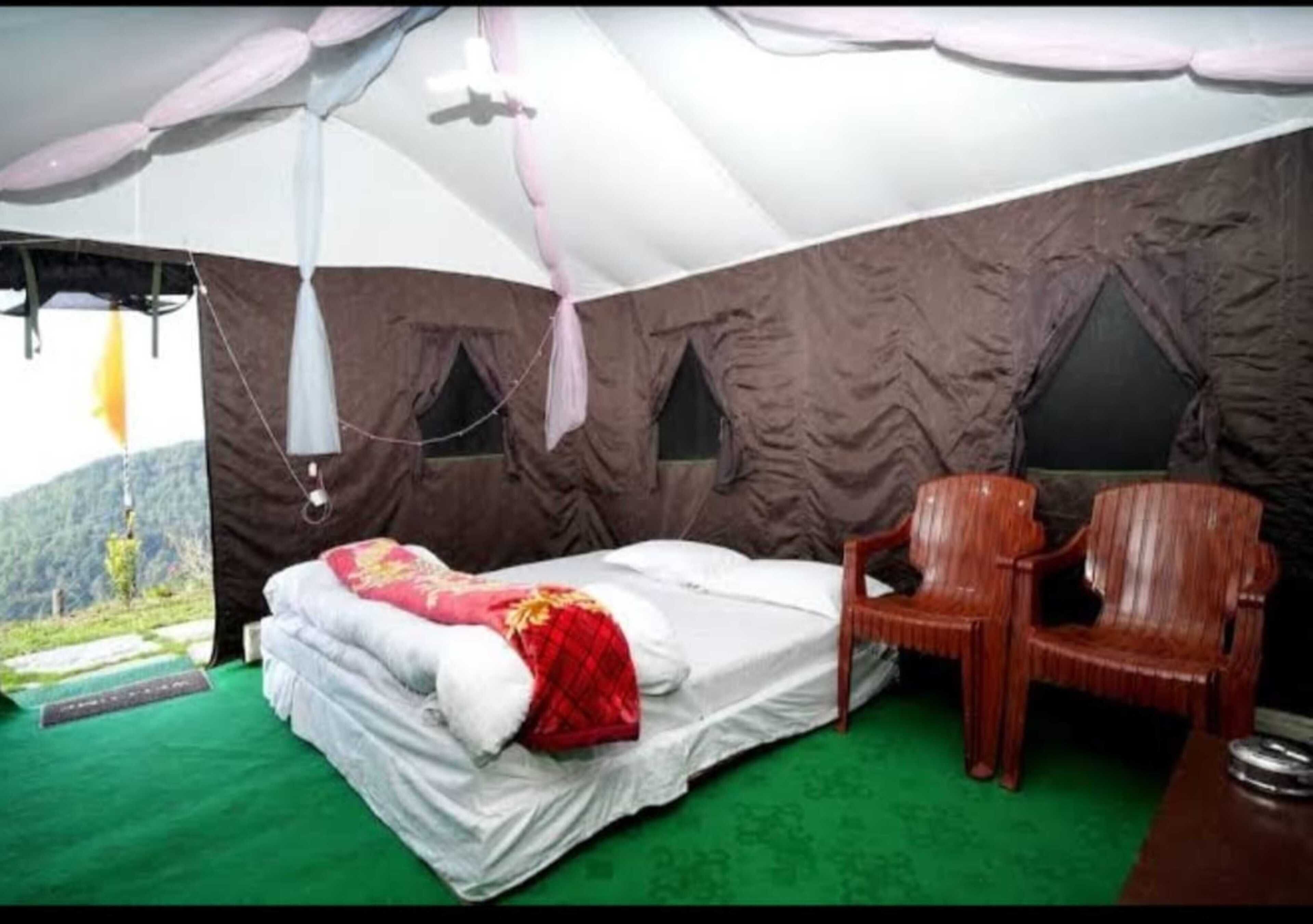 Deluxe Room | Free WiFi