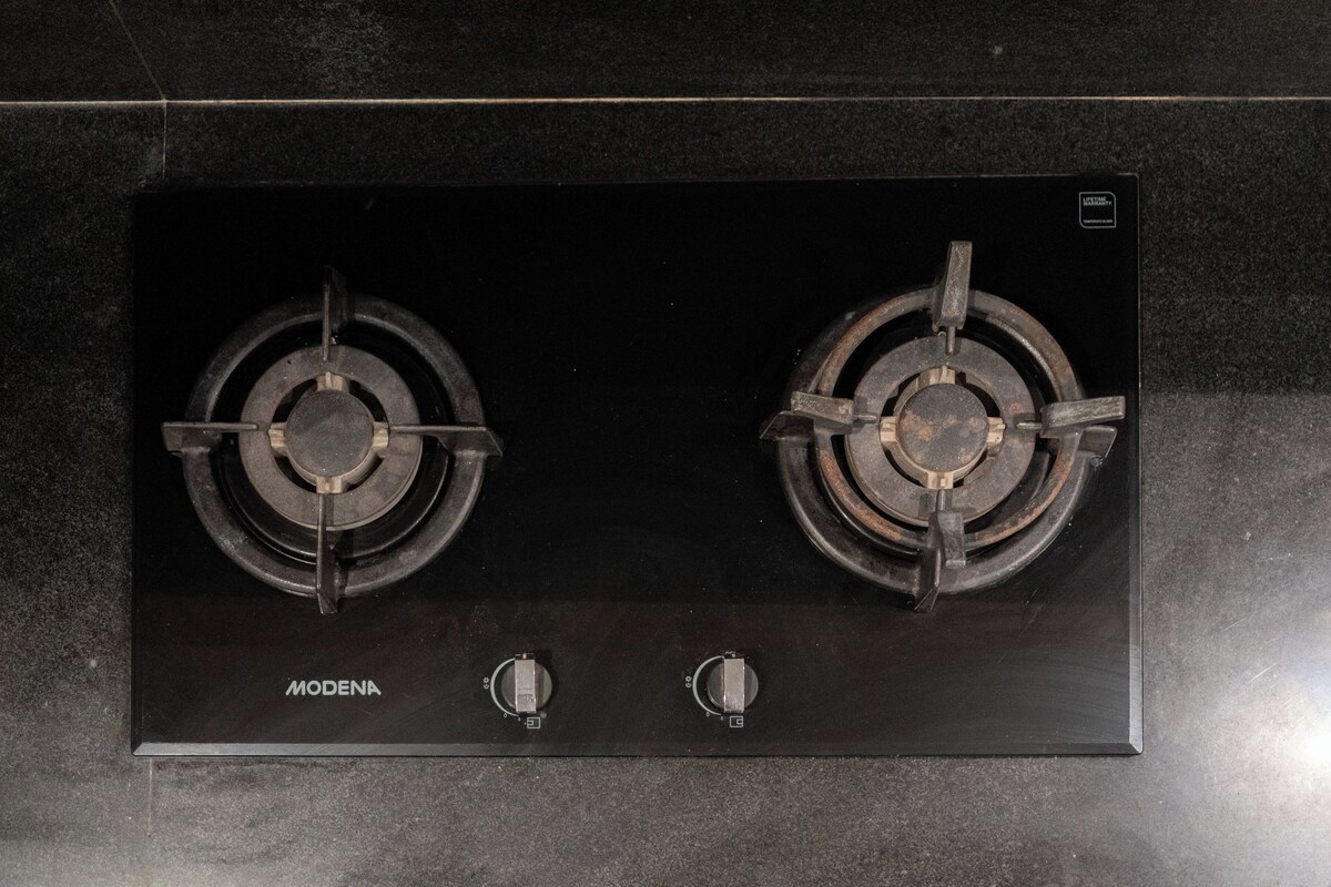 Vila luxo, para não fumantes, sacada | Cozinha privada | Geladeira, liquidificador, freezer