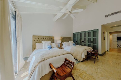 Blue Cottage Villa Marina Access Retreat