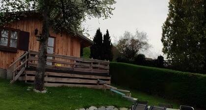 Charming Tiny House with Private Terrace, Garden & Wi-Fi
