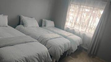 3 bedrooms, internet