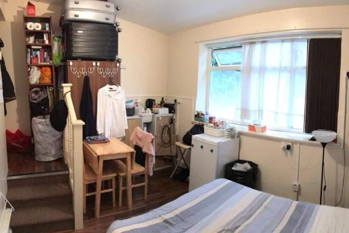 Kahden hengen perushuone, 1 parisänky, tupakointi kielletty, patio | Ilmainen Wi-Fi