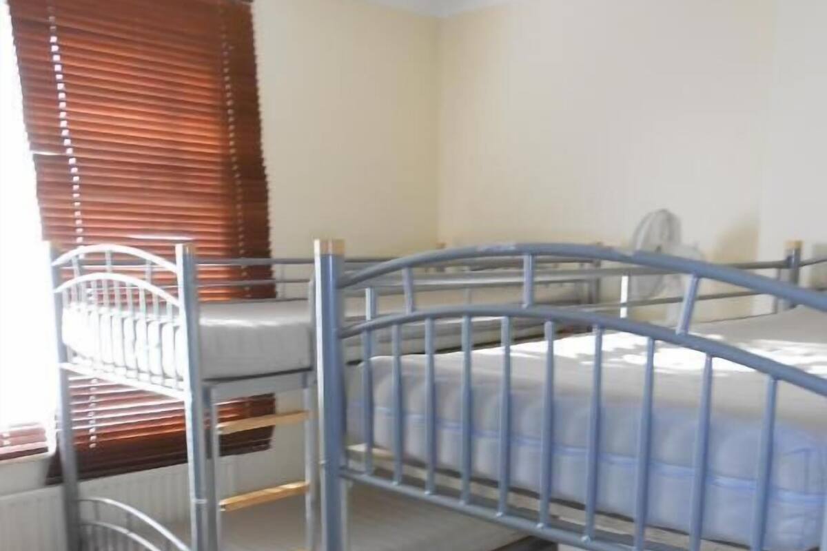 Dormitorio compartido básico, dormitorio mixto, para no fumadores, patio | Wifi gratis