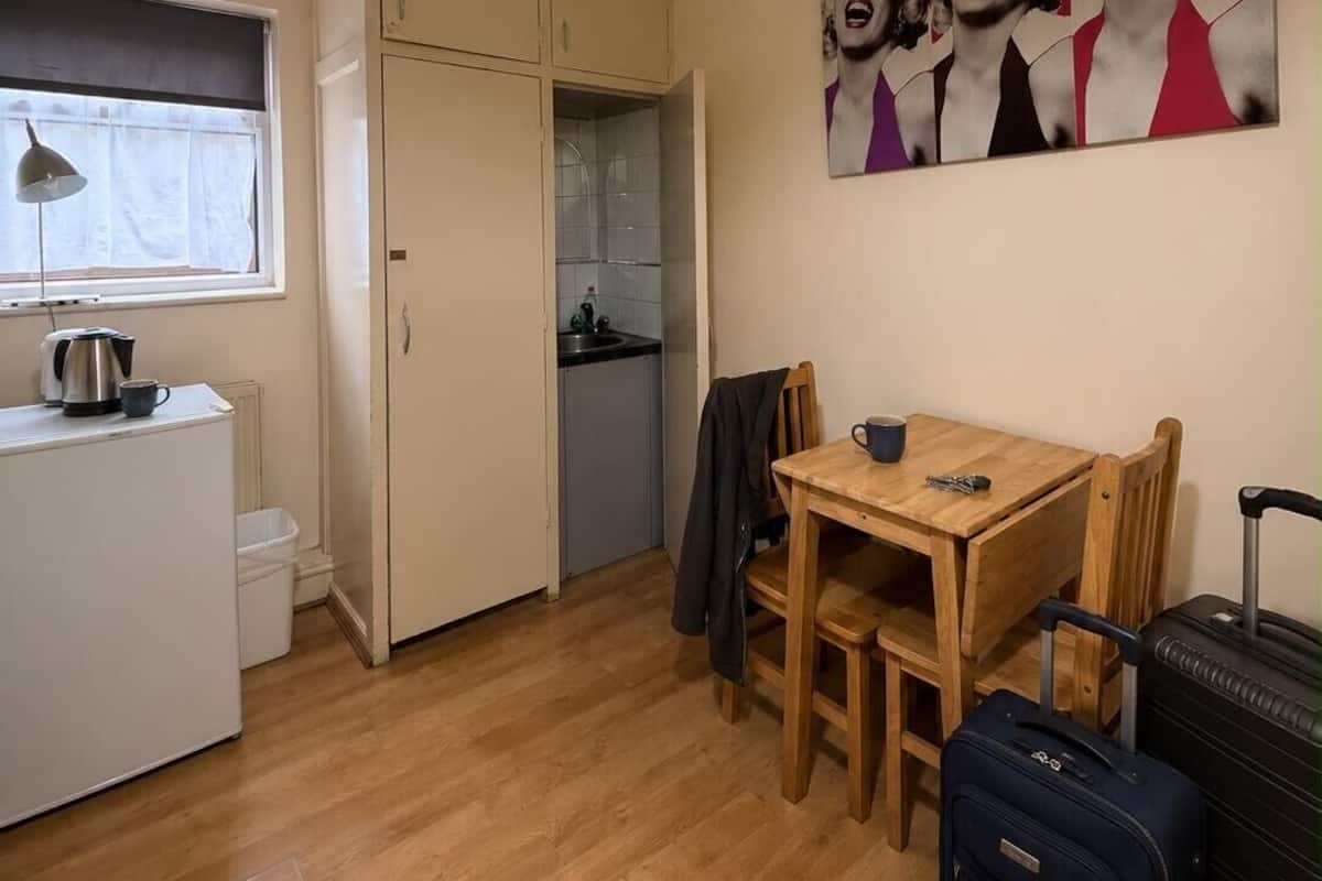 Basic Double Room, 1 Double Bed, Patio | WiFi (free)