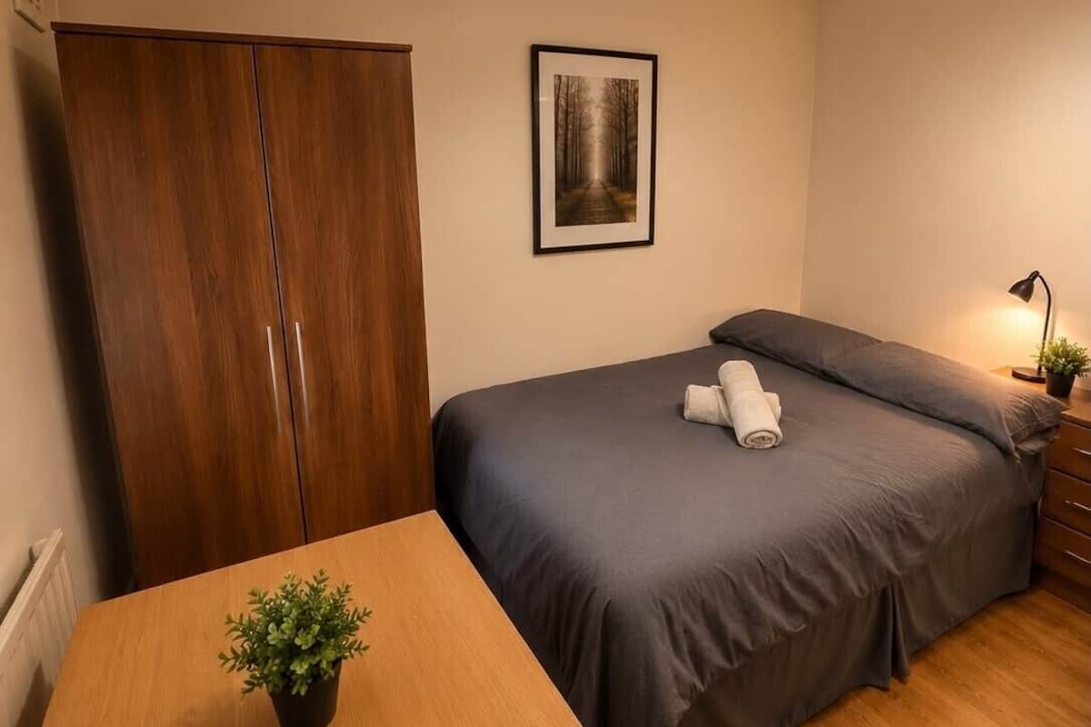 Kahden hengen perushuone, 1 parisänky, tupakointi kielletty, patio | Ilmainen Wi-Fi